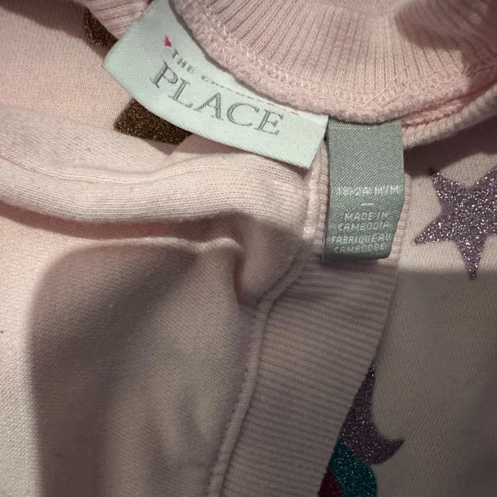 Enchanting Duo of Girls’ 18-24M Sweaters with Rainbow & Unicorn Motifs